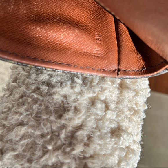 •Authentic Louis Vuitton Chantilly PM• - Picture 6 of 10